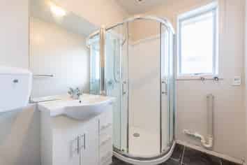 2/2 Norwood Street, Waimataitai