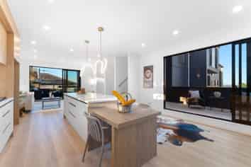 73C Wiseley Road, West Harbour