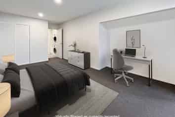 1/142 Leinster Road, Merivale