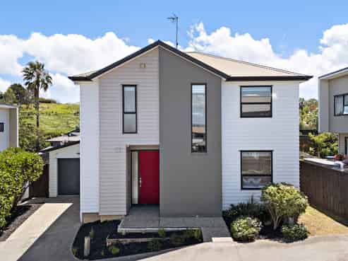 45E Apirana Avenue, Glen Innes