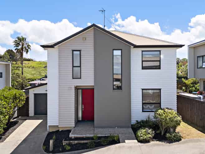 45E Apirana Avenue, Glen Innes