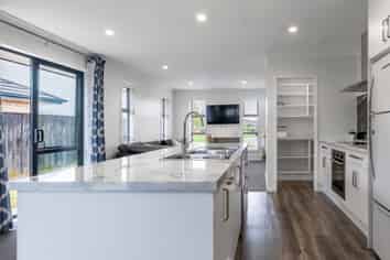 28 Hartford Crescent, Rolleston