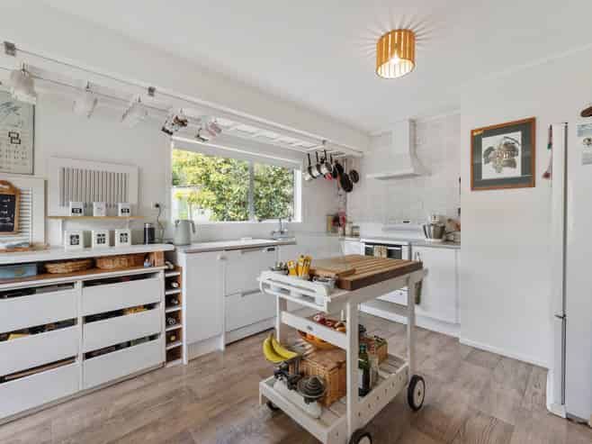 2/83 Stredwick Drive, Torbay