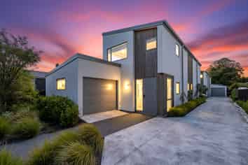 1/33 Frederick Street, Waltham