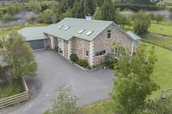 24 Somerset Drive, Oxford