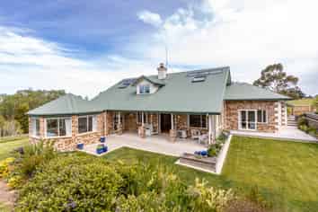 24 Somerset Drive, Oxford