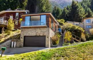 45 Dart Place, Fernhill/Sunshine Bay