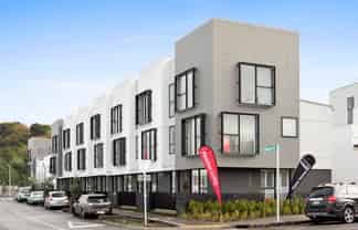 10 Kimiora Street, Three Kings