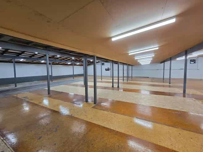 CBRE | Refurbished Warehouse + Yard