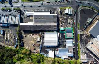 CBRE | Refurbished Warehouse + Yard