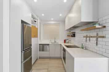 1D/274 Oriental Parade, Oriental Bay