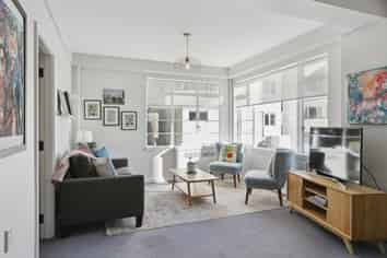 1D/274 Oriental Parade, Oriental Bay