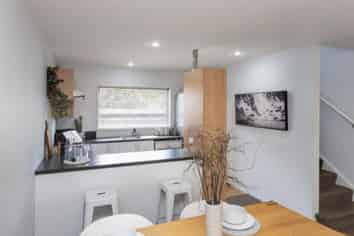 4/75 Burke Street, Addington