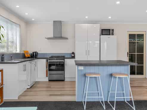 13 Baillie Crescent, Carterton