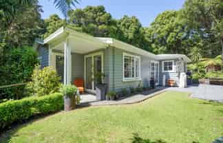 54 Marama Avenue South, Otatara