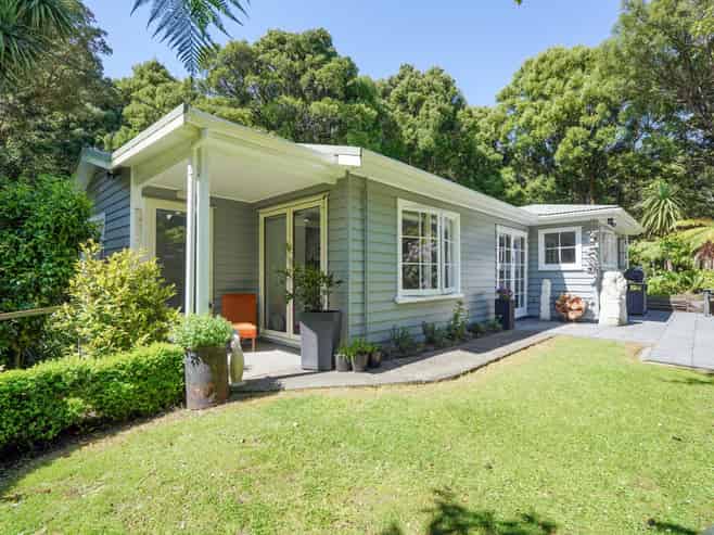 54 Marama Avenue South, Otatara