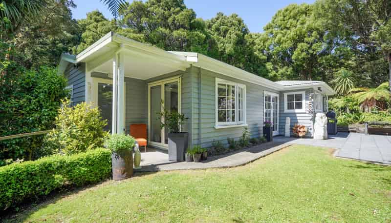 54 Marama Avenue South, Otatara