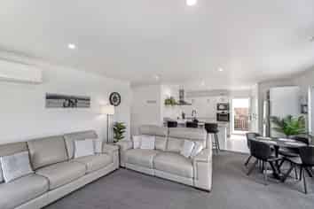 161 Harbour Drive, Matarangi