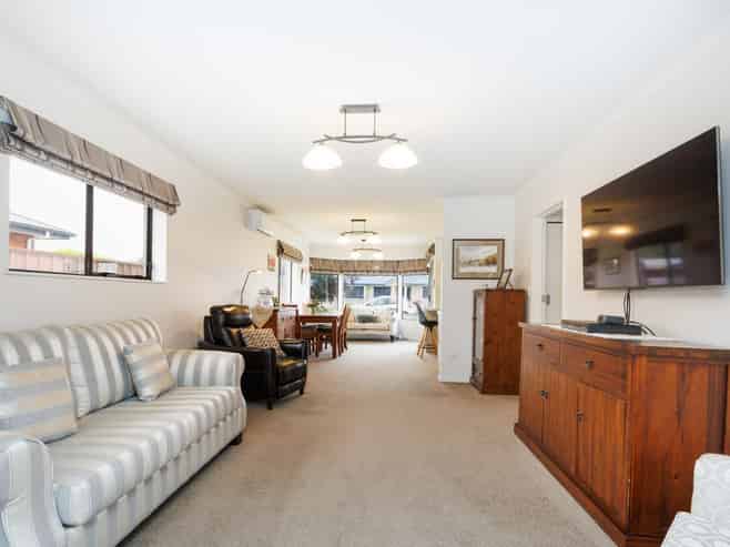 96 Warwick Street, Feilding