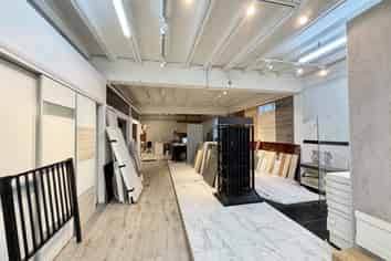 Versatile Showroom + Warehouse + Office | 325m2