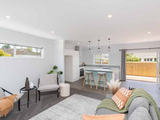 5C Camp Street, Silverstream