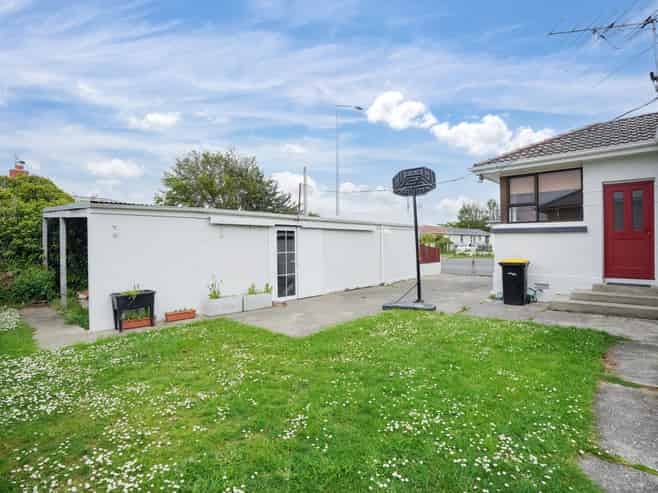 302 Princes Street, Strathern