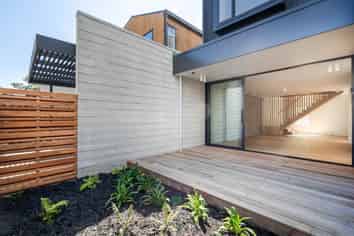 3A King George Avenue, Epsom