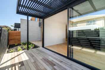 3A King George Avenue, Epsom