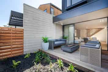 3A King George Avenue, Epsom