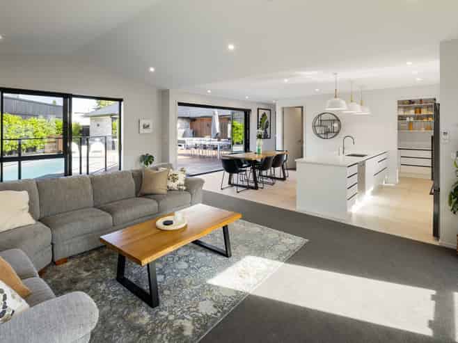 17 Riverpoint Glade, Flagstaff