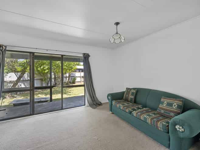 50B Allens Lane, Clive