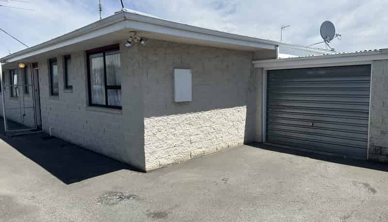 2/267 Moore Street, Ashburton