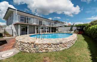 11  Tirinui Crest Road, Otumoetai