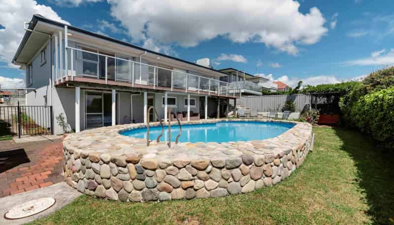 11  Tirinui Crest Road, Otumoetai