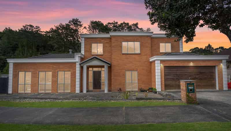 17 Miromiro Street, Greenhithe