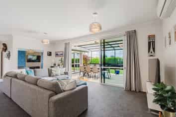 1 Ruske Place, Grandview Heights