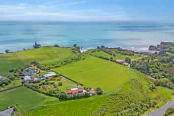 1119 Main North Road, Onaero