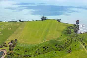 1119 Main North Road, Onaero