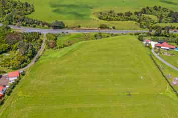 1119 Main North Road, Onaero