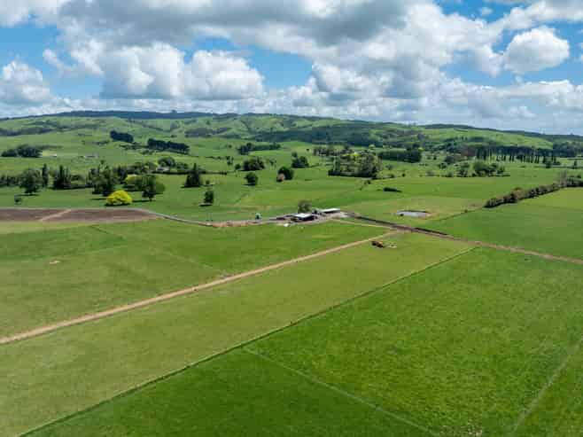 104 Pioneer Road, Tahuna