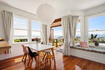 19 Sugarloaf Road, Brooklyn