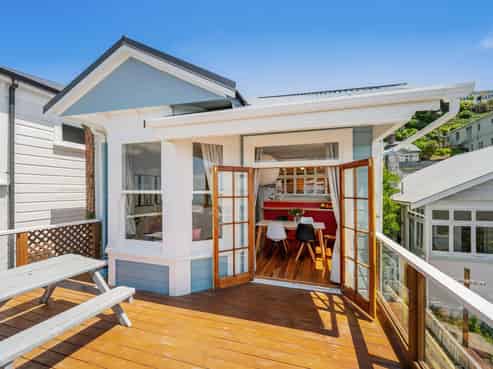 19 Sugarloaf Road, Brooklyn