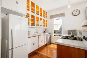 19 Sugarloaf Road, Brooklyn