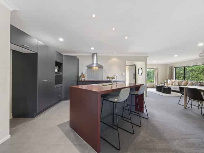 25A George Crescent, Buckland