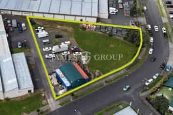 Rare & Centrally Located Yard Solution | 2,300sqm
