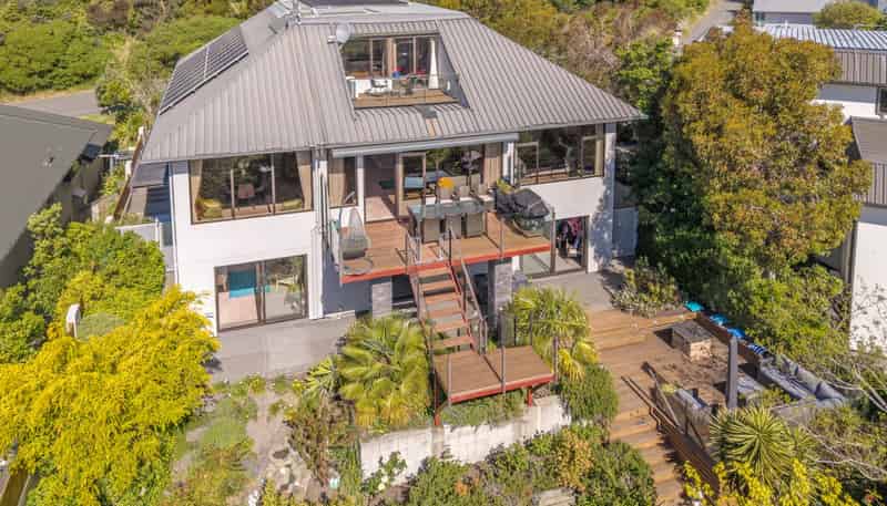 227 Cannon Hill Crescent, Mount Pleasant