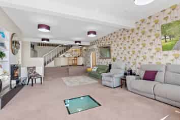 227 Cannon Hill Crescent, Mount Pleasant