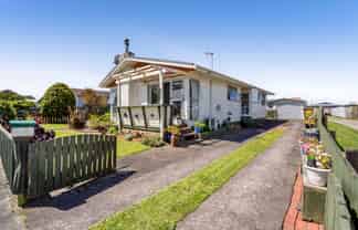 154 Brecon Road, Stratford