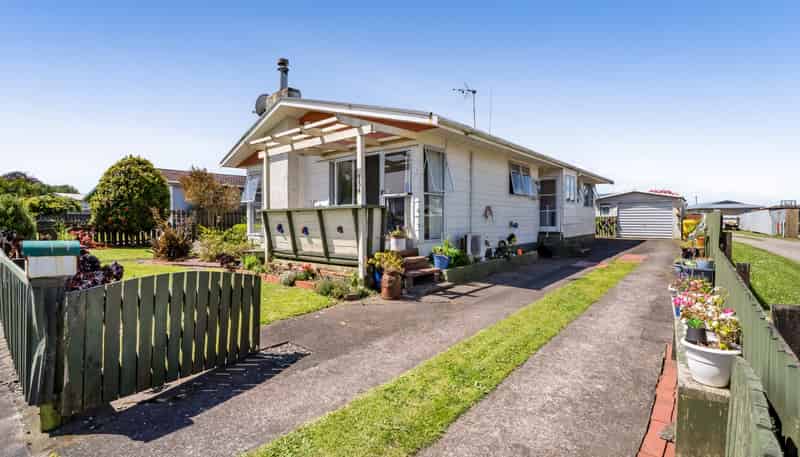 154 Brecon Road, Stratford