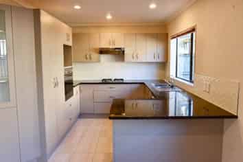 43 Baverstock Road, Flat Bush